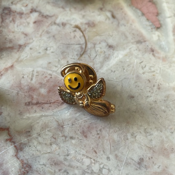 EUC~Vintage Lot Of 9 Various Sizes & Styles Of Gold Plated Beooches - Picture 7 of 11